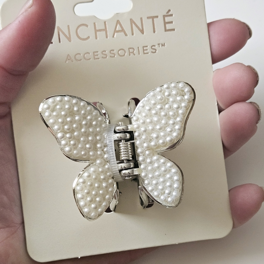NWT ENCHANTÉ FAUX PEARL ENAMEL MEDIUM BUTTERFLY HAIR CLAW!